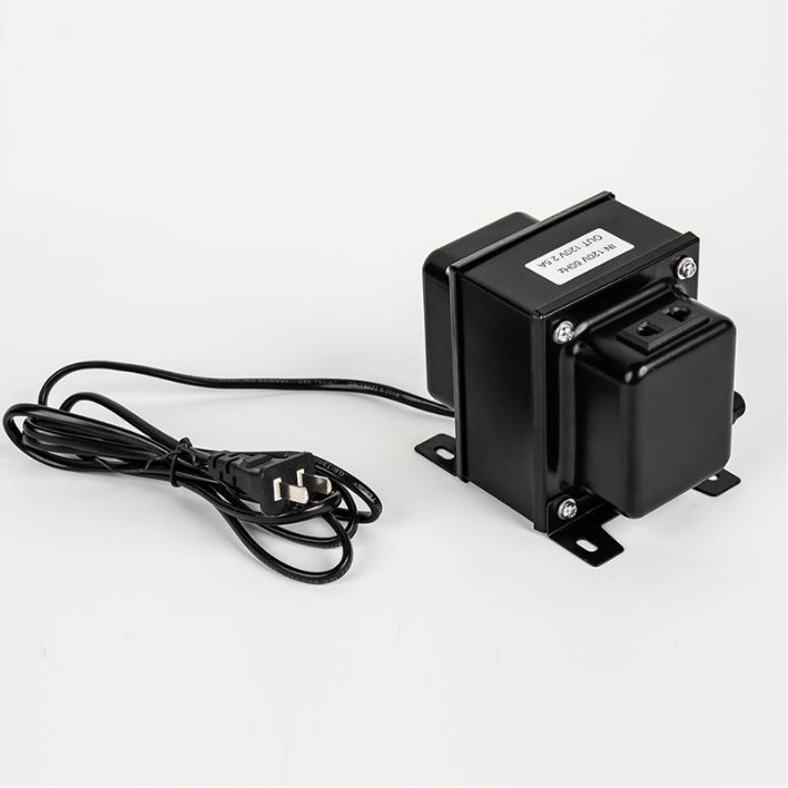 Bagaimanakah transformer pengasingan berkesan mencegah gangguan elektrik dan penyebaran kesalahan melalui pengasingan fizikal?
